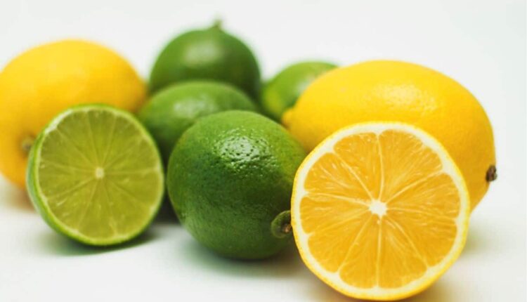 Como acabar com o cheiro ruim da geladeira só com limão