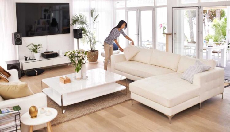 Casa em ordem em 15 minutos: truques rápidos para visitas inesperadas