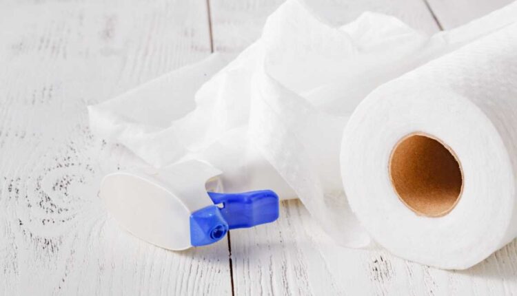 O que acontece quando você junta vinagre e papel higiênico